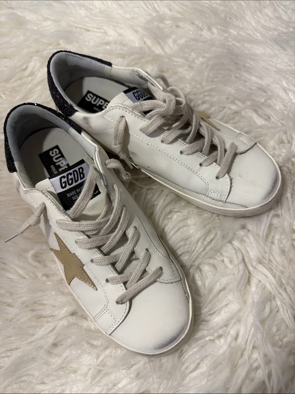 Golden Goose Super Star White Low-Top Sneaker with Beige Star and Black Glitter - Picture 3 of 11